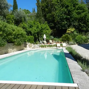 Les Acanthes Bed & Breakfast Lauris